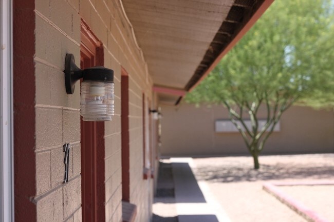 Gran Jardin Apartments