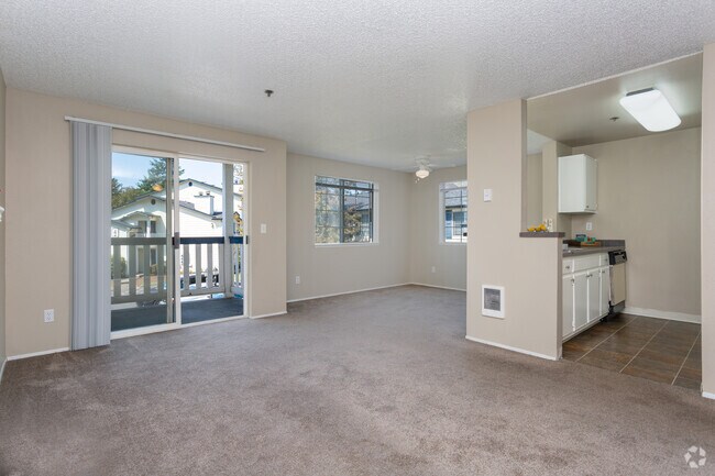 1BR,1BA-704SF
