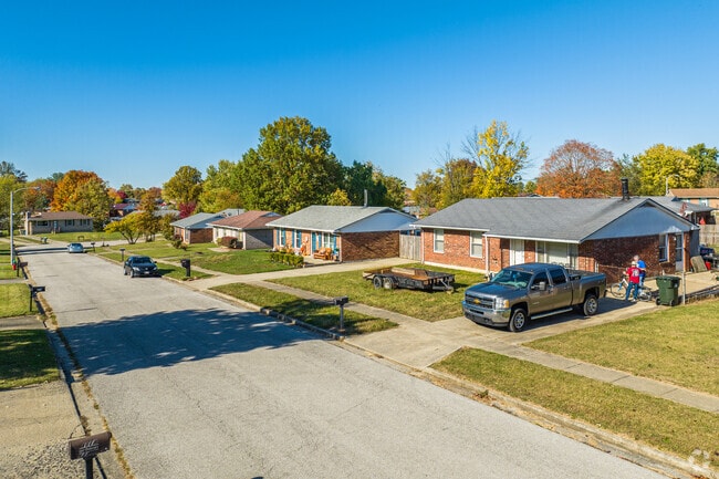 The median home in Mt Vernon was constructed in 1979.