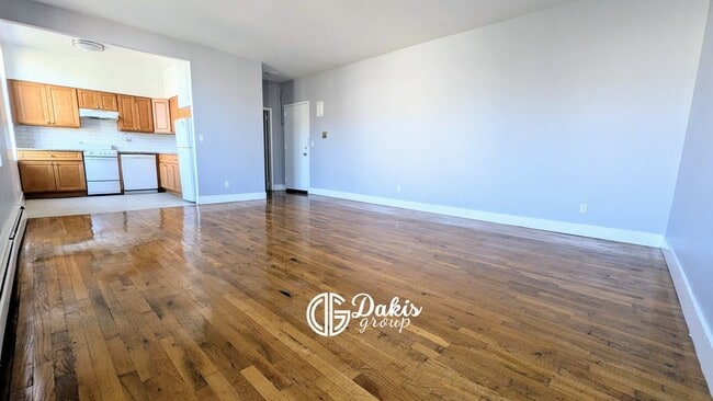 23-34-34 28th Ave, Queens, NY 11102 - photo 7