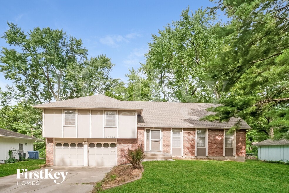 10328 Horton St, Overland Park, KS 66207 - photo 1