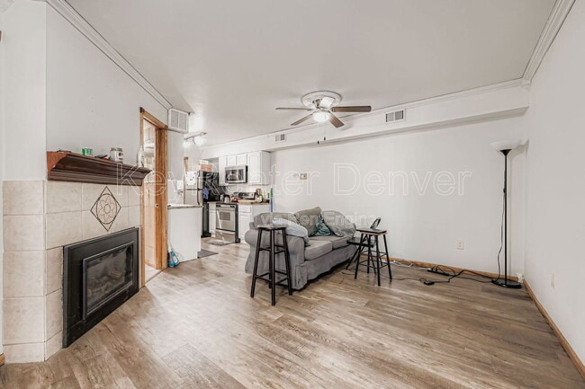 Plaza del Lago unit 222B, Lakewood, CO 80214 - photo 4