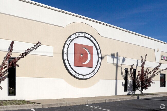 Muhammad's School is a private, Muslim school located in the Avondale Meadows neighborhood.