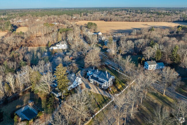 Chamberlain International School: Individualized support fosters a strong student community.