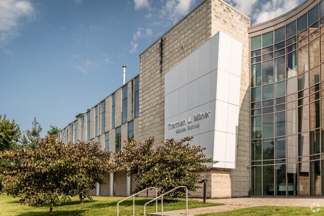 Thirman L. Milner Middle School has a 12-to-1 student-teacher ratio and a C-minus Niche rating.