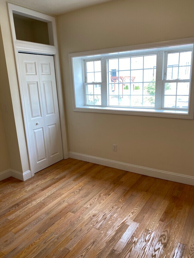 83 Bolton St unit 2, Boston, MA 02127 - photo 3