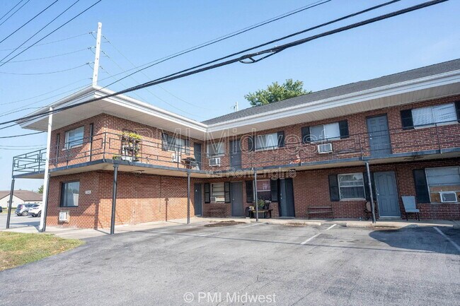 7046 Us-36 unit 16, Avon, IN 46123 - photo 2