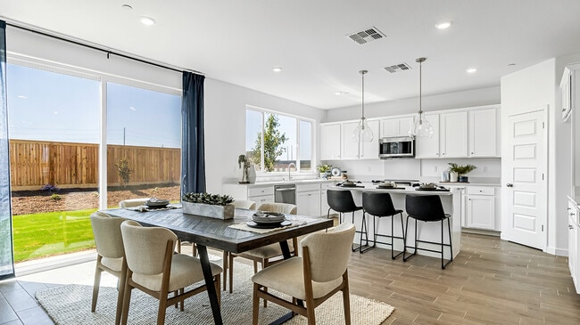 8704 Brindlewood Ave, Shafter, CA 93263 - photo 4