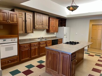 108 W Washington St Unit A, Bloomington, IL 61701