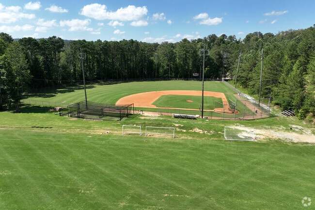 Vestavia Hills Ele Dolly Ridge has plenty of green space.