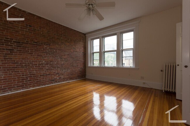 16 Garrison Rd unit 4, Brookline, MA 02445 - photo 6