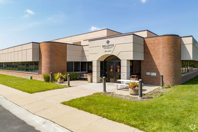 Quest Forward Academy Omaha is very convenient for Omaha families.