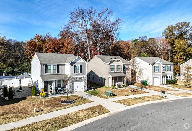 Immerse yourself in the inclusive and familial atmosphere emanating from Wilson Heights.