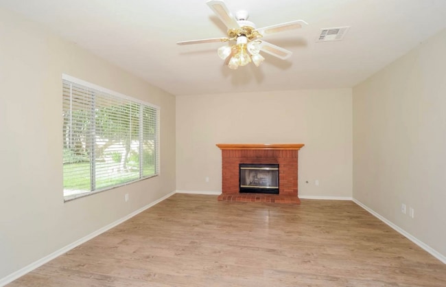 41234 Crispi Ln, Palmdale, CA 93551 - photo 2