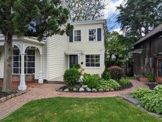 15 W Ferry St, New Hope, PA 18938