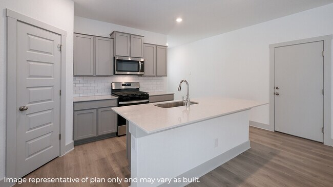 14207 Flint Path unit 36203602, San Antonio, TX 78253 - photo 4