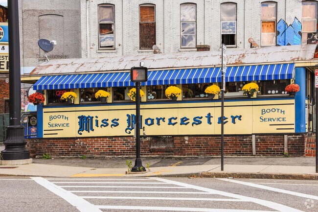 Dining at Miss Worcester in South Worcester is a special treat.