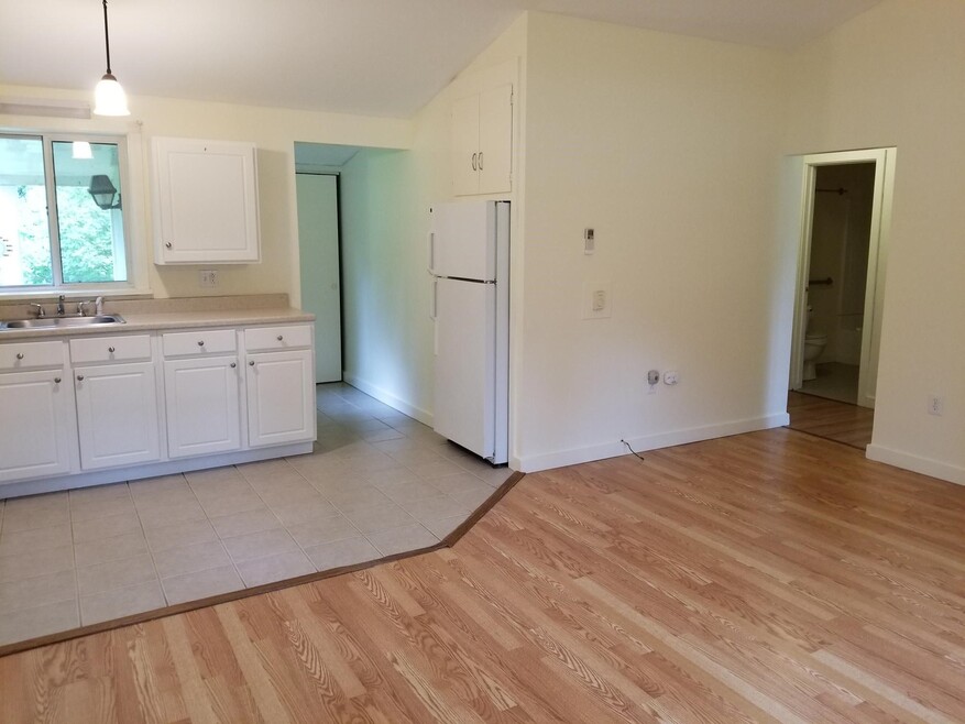 87 Cone Rd unit 1, Manchester Center, VT 05255 - photo 1