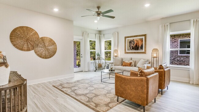 8181 Fir Tree Dr unit 36208494, Milton, FL 32583 - photo 7