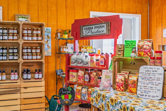 Lewis Orchard & Farm Market offers Cavetown residents a variety of locally-made goods.