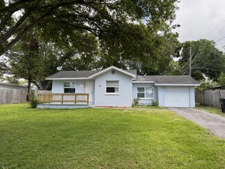 223 S Hillcrest Ave, Clearwater, FL 33756