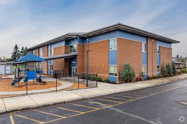 Crestline Elementary School has a kindergarten entrance and playground in Vancouver, WA.