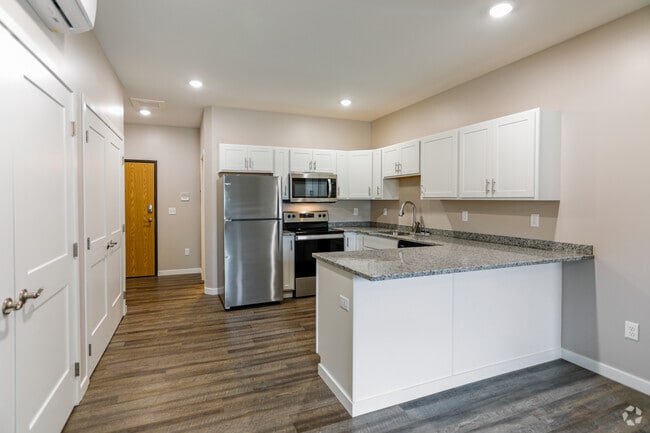 Warehouse Apartments, Fargo, ND 58102 - photo 2