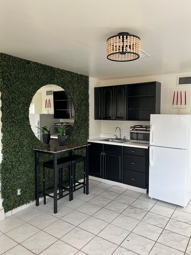 6455 SW 33rd St, Miami, FL 33155 - photo 2