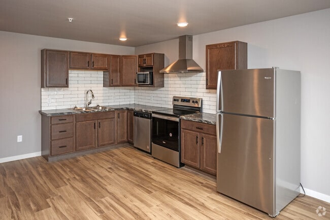 1BR, 1BA - 586SF - Kitchen