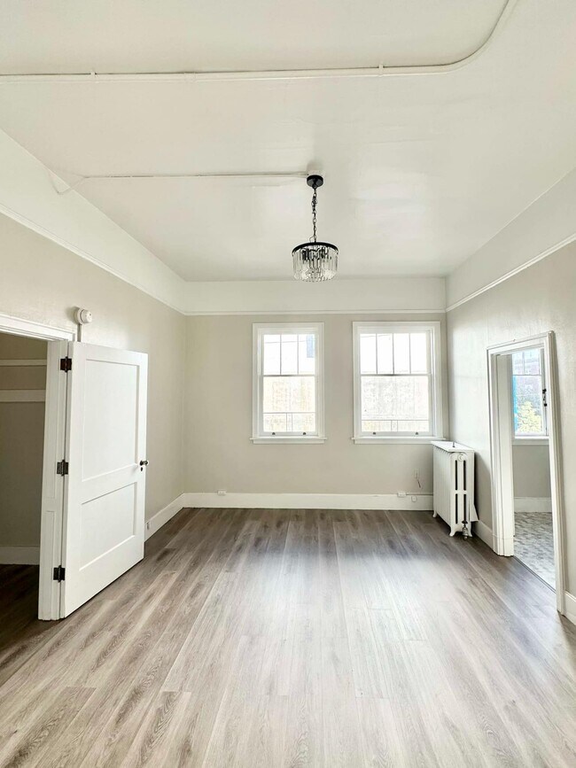 Edgecliff Apartments, Tacoma, WA 98403 - photo 2