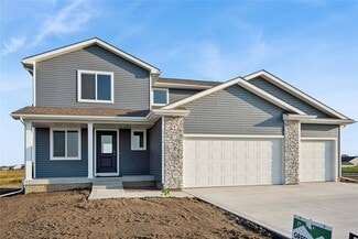 700 5th St NW, Bondurant, IA 50035