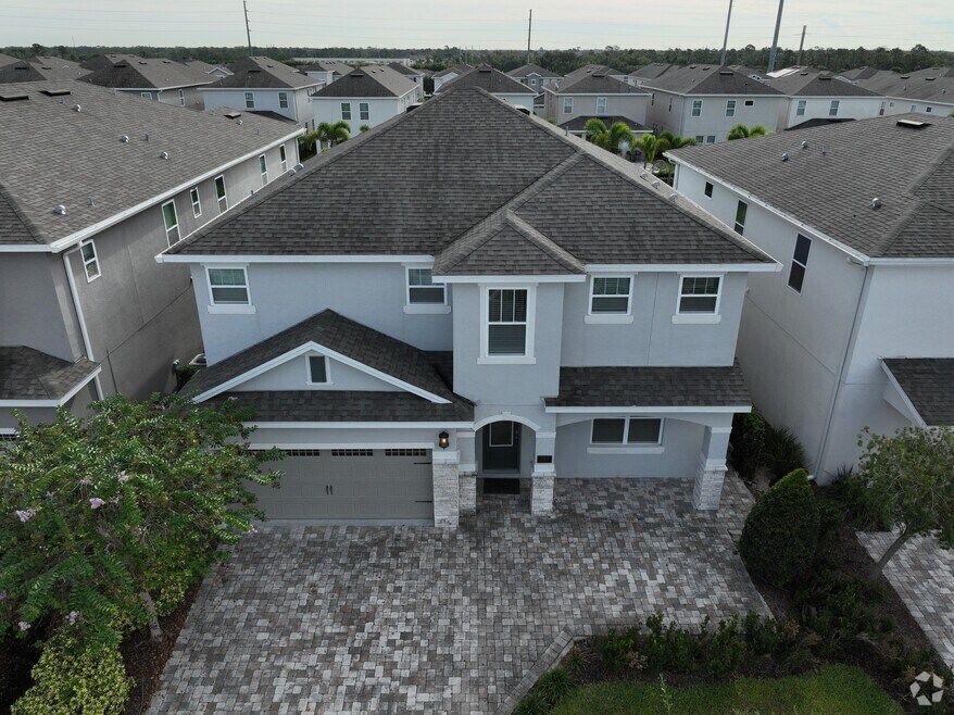 289 Auburn Ave, Four Corners, FL 34747 - photo 2