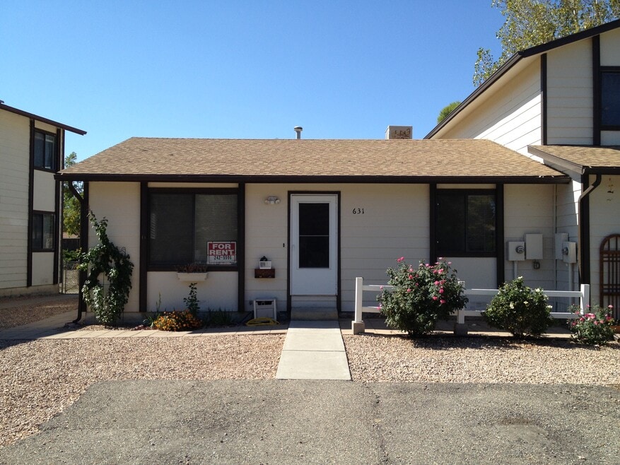 631 Highline Dr unit 631, Clifton, CO 81520 - photo 1