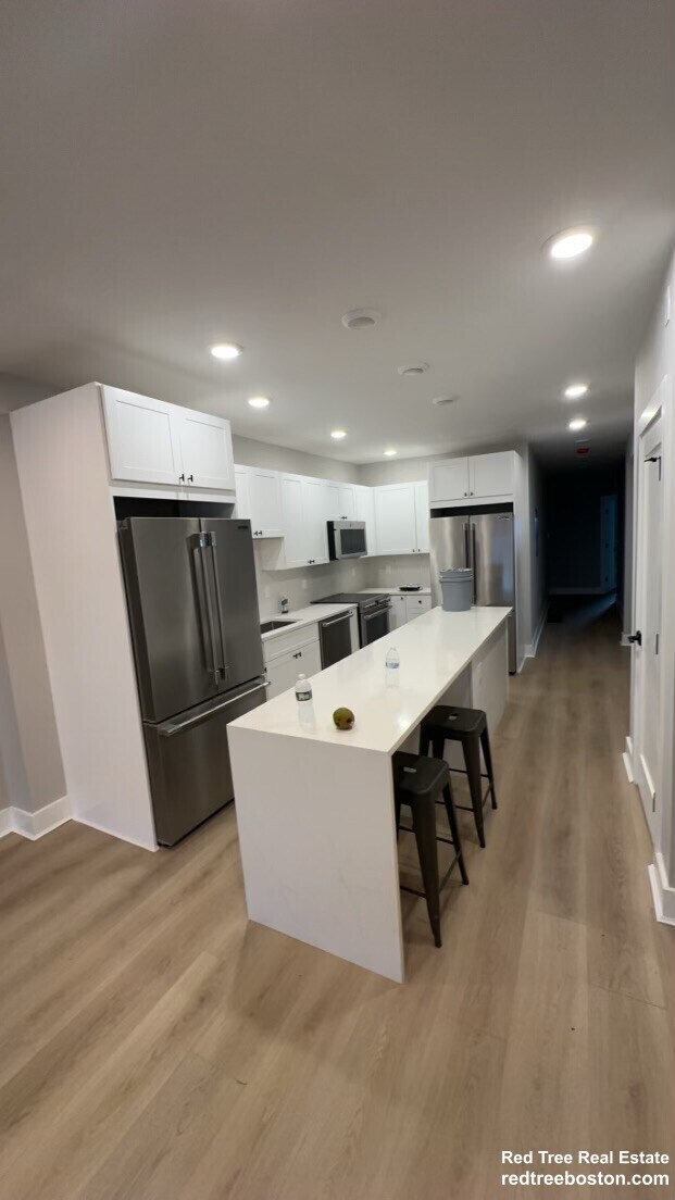 741 Broadway, Somerville, MA 02144
