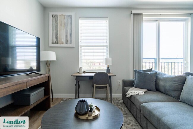 545 Foster St unit 523, Durham, NC 27701 - photo 2