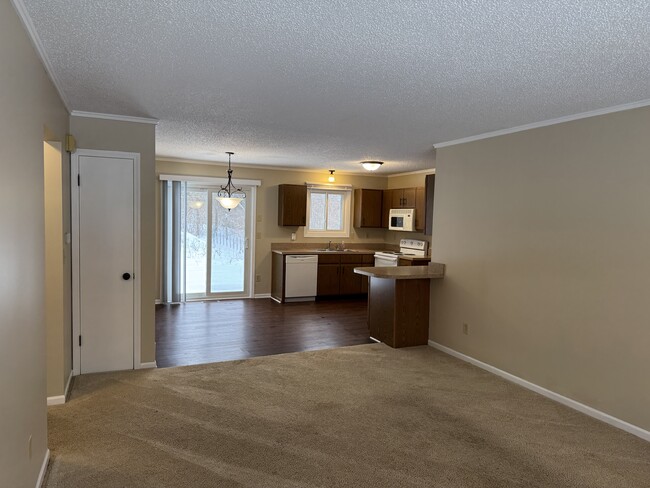 15543 144th Ave unit 15543 144th Avenue, Spring Lake, MI 49456 - photo 5