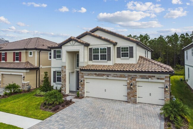 2004 Drummond Point, Zephyrhills, FL 33541 - photo 4