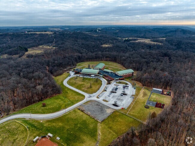 Economy Elementary School is a public K-5 school rated B by Niche.