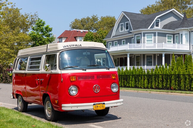People pack up their adventure mobiles and head to Loch Arbour from out of town.