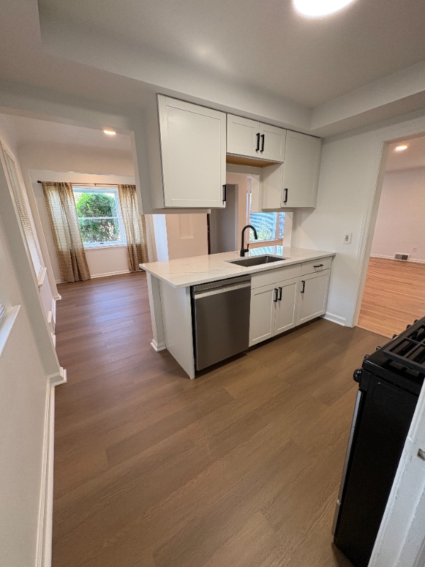 8204 Grand Division Ave, Garfield Heights, OH 44125