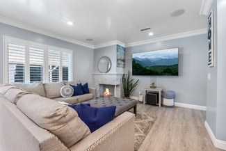 1614 W Marion Way, Santa Ana, CA 92706