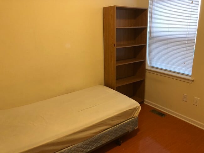 1320 N Carlisle St unit C3, Philadelphia, PA 19130 - photo 3