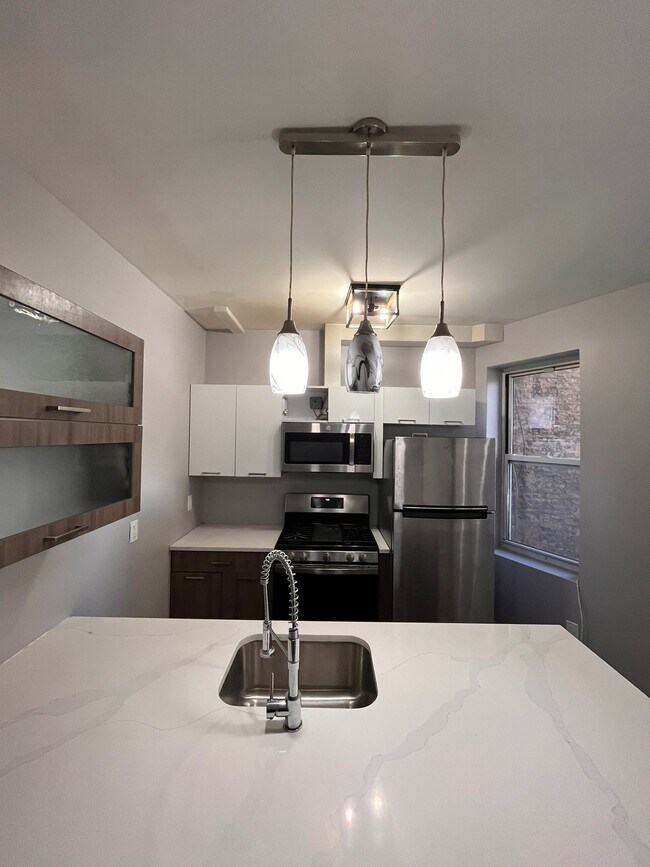 271 Hancock Ave Unit 2, Jersey City, NJ 07307