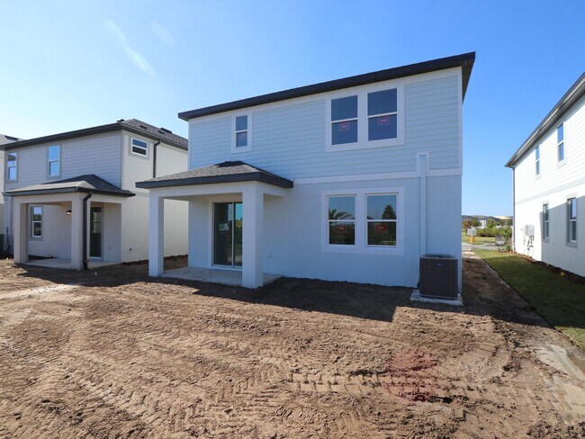 31430 Pendleton Landing Cir, Wesley Chapel, FL 33545 - photo 5