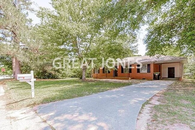 142 Briardale Ave, Warner Robins, GA 31093 - photo 3
