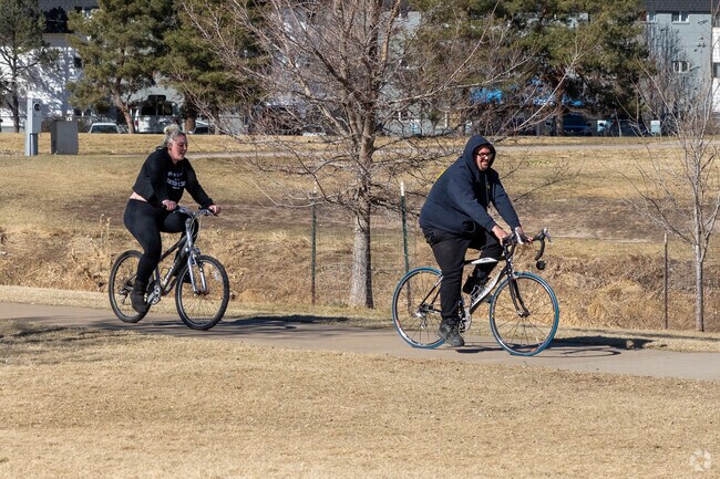 Ride your bike along the Highline Canal Trail which runs through the Expo Park neighborhood.