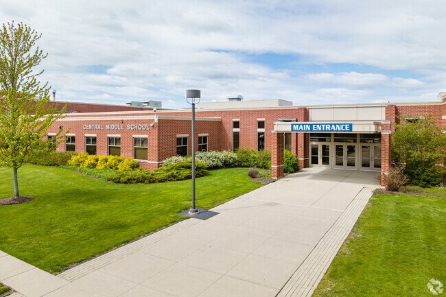 Central Middle School is a public school, near the Yankee Woods area serving about 770 students.