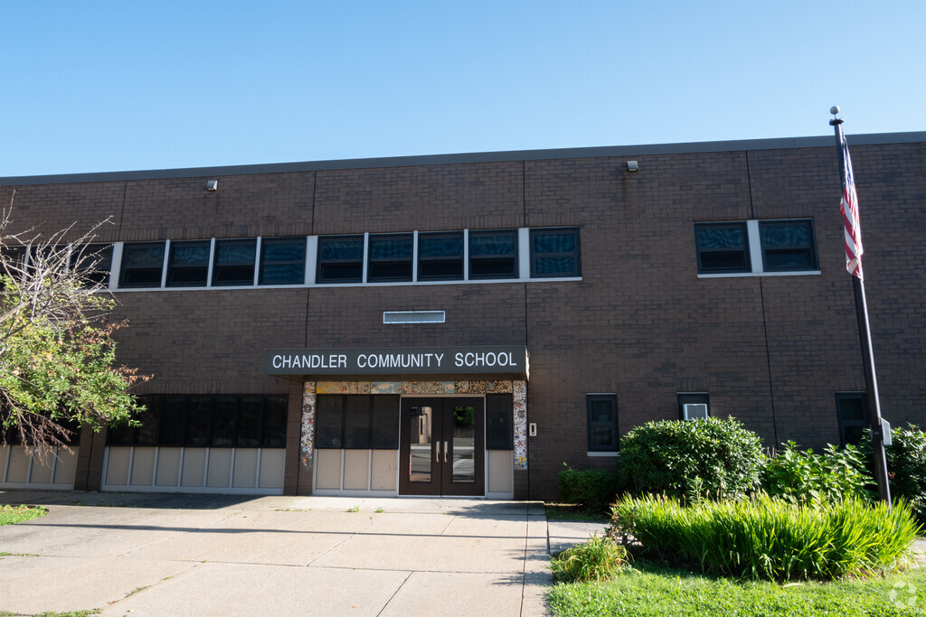 Chandler Elementary Community provides education to children in the neighborhood, Main Middle.