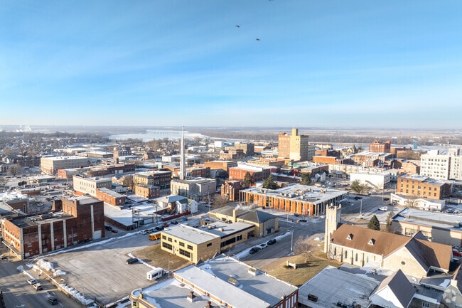 Quincy's walkability along with many shops and restaurants makes it a great place to live.