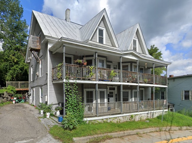 75 Prospect St unit 75-5, Barre, VT 05641 - photo 2